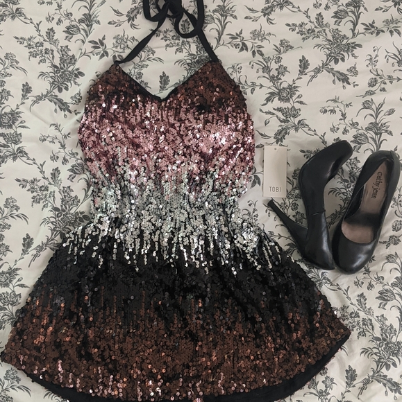 Night on the town - Picture 1 of 6